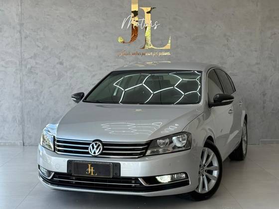 VOLKSWAGEN PASSAT 2.0 FSI DSG GASOLINA 4P AUTOMÁTICO VOLKSWAGEN PASSAT 2.0 FSI DSG GASOLINA 4P AUTOMÁTICO